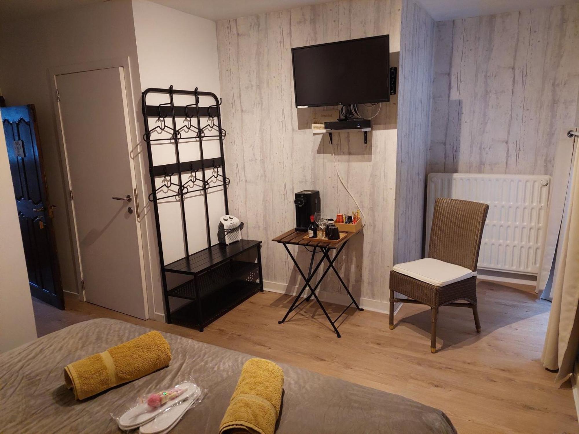 Au Doux Chardon Bed & Breakfast Durbuy Ngoại thất bức ảnh